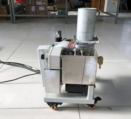 เครื่องเผาน้ํามันเสียอัจฉริยะสําหรับโรงรถ KVU 03 เตาเผาน้ํามันขนาดเล็กสําหรับโรงรถ